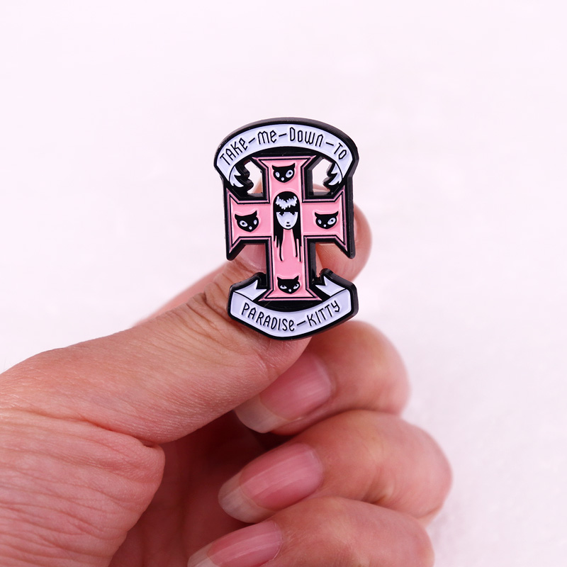 Emily the Strange Take Me Down - Paradise Jewelry & Watches Llc Miami recension och pris