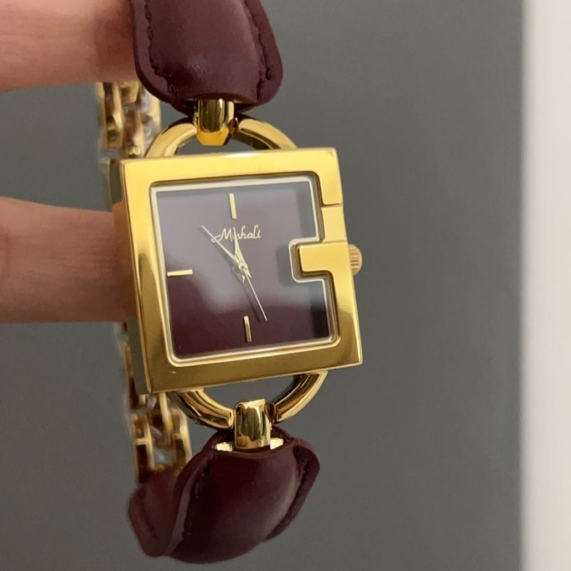 PEIYING Niche High-end Design  - Leather Bracelet recension och pris