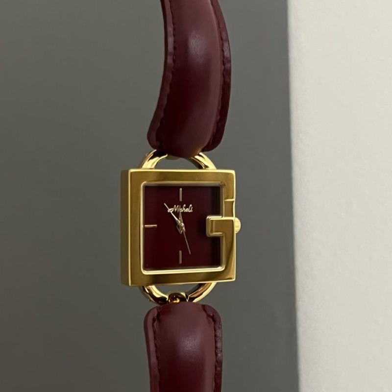 PEIYING Niche High-end Design  - Leather Bracelet recension och pris