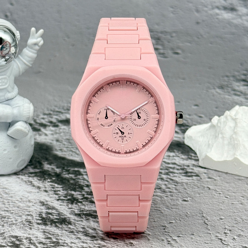 Famous Brand Fake Three-Eyed D - Jewelry Style Watches recension och pris